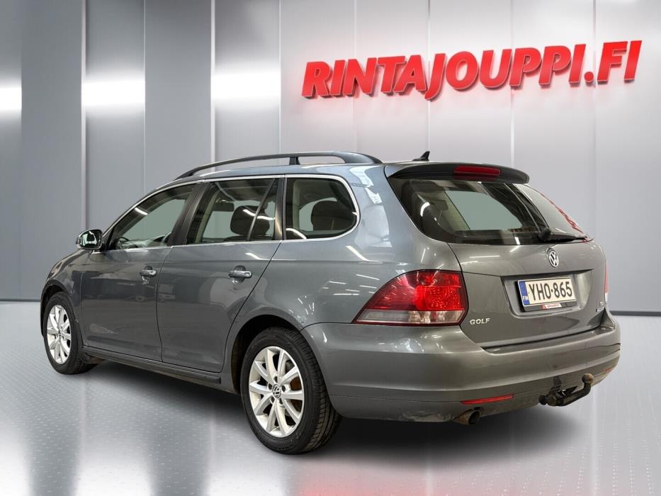 VOLKSWAGEN Golf 2011