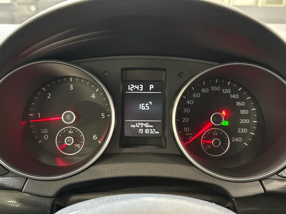 VOLKSWAGEN Golf 2011