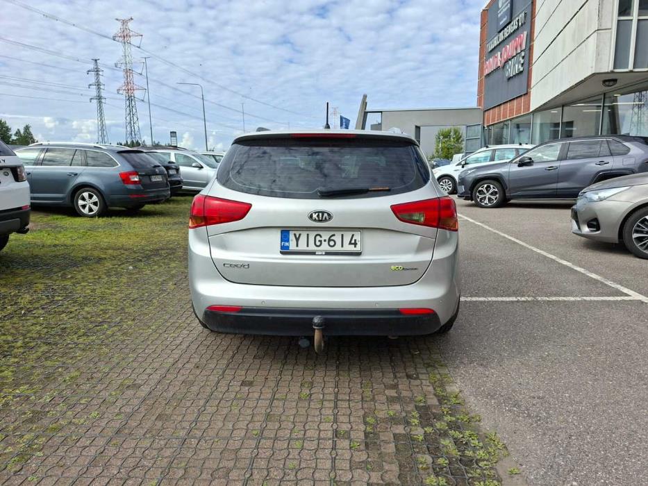 KIA cee'd 2013