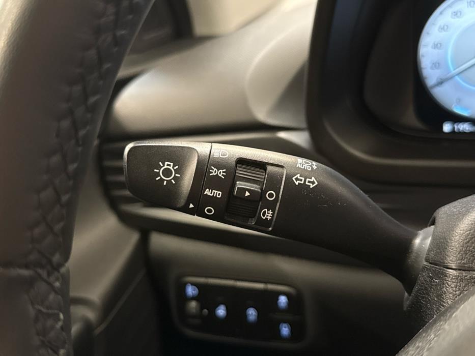 HYUNDAI i20 Hatchback 2021