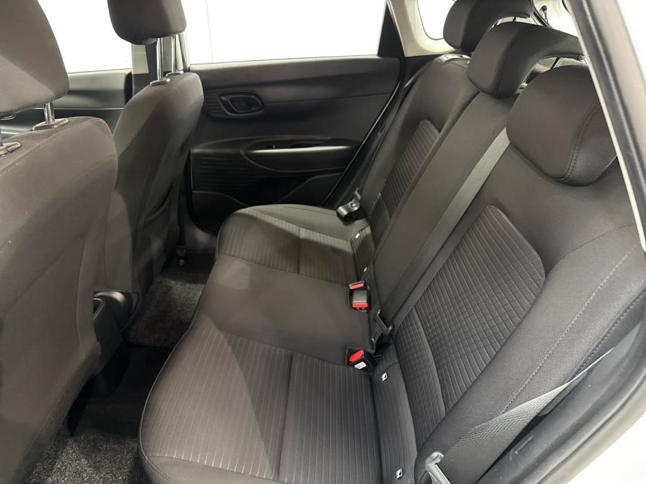 HYUNDAI i20 Hatchback 2021