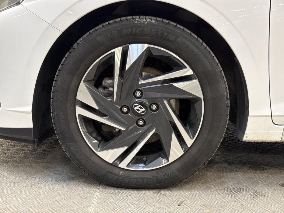 HYUNDAI i20 Hatchback 2021