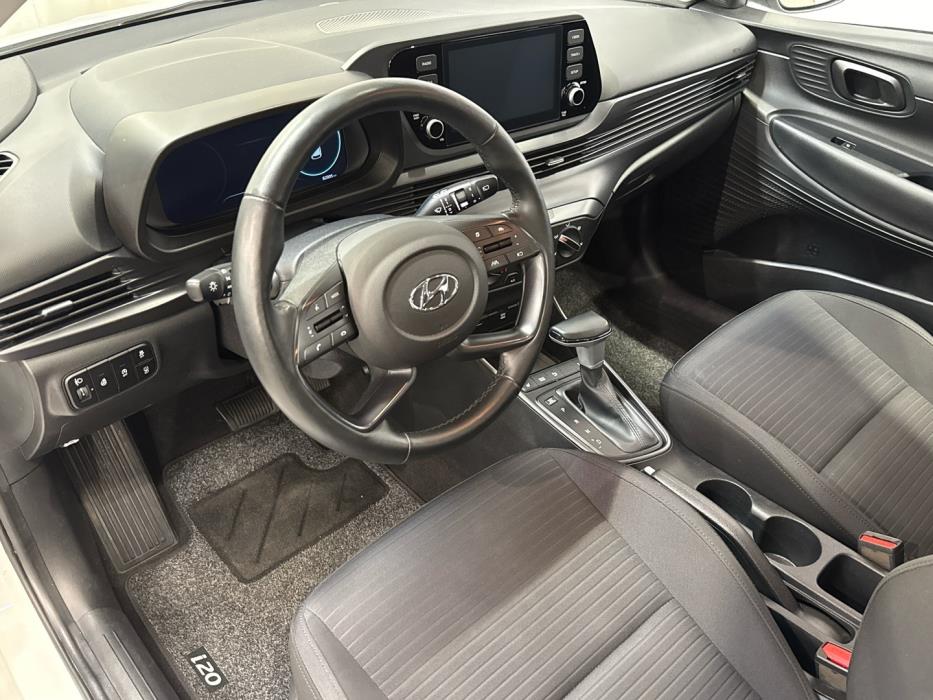 HYUNDAI i20 Hatchback 2021