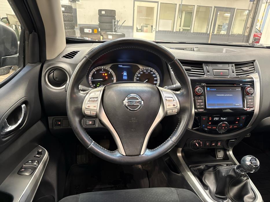 NISSAN Navara 2016