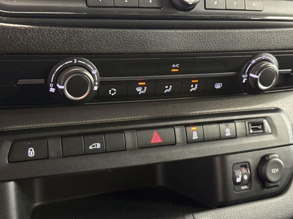 TOYOTA Proace 2017