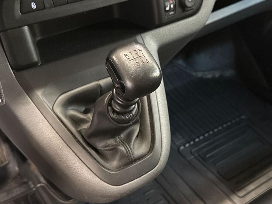 TOYOTA Proace 2017