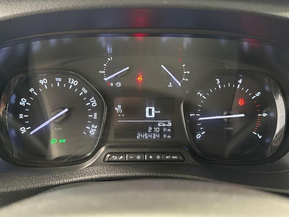 TOYOTA Proace 2017