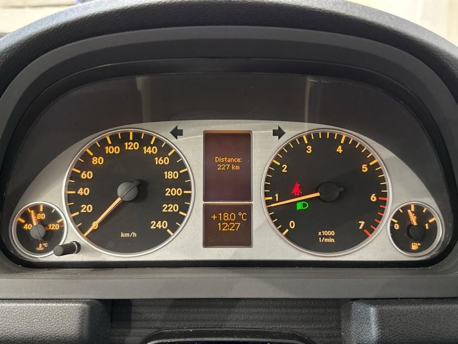 MERCEDES-BENZ B 2008