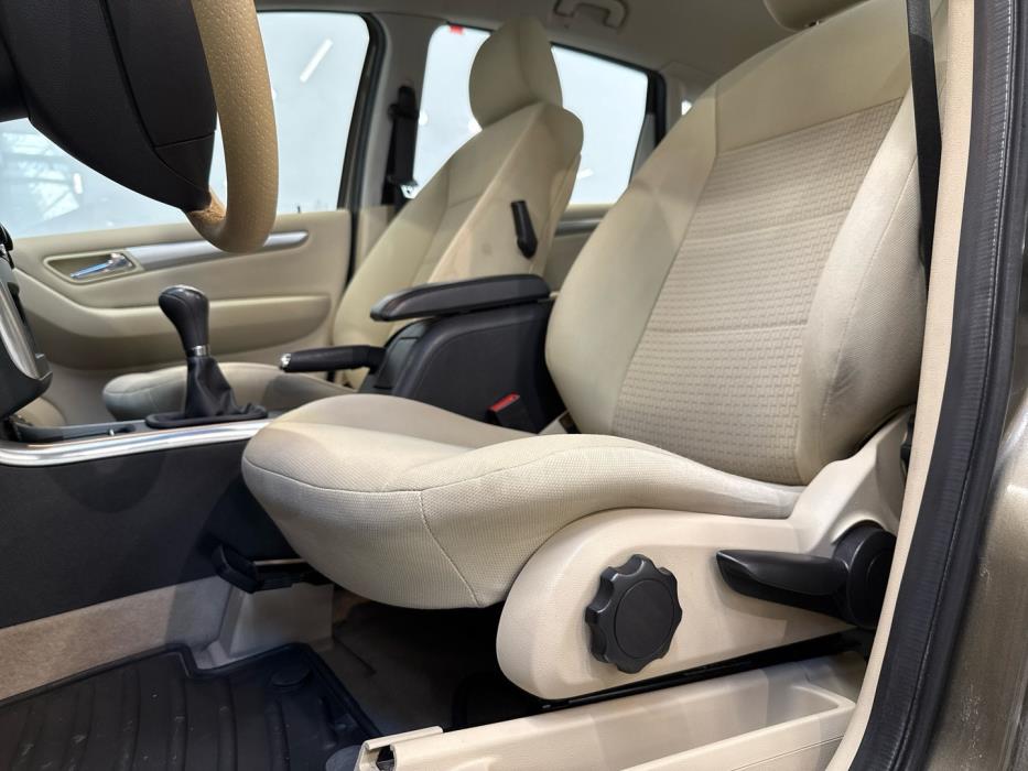 MERCEDES-BENZ B 2008