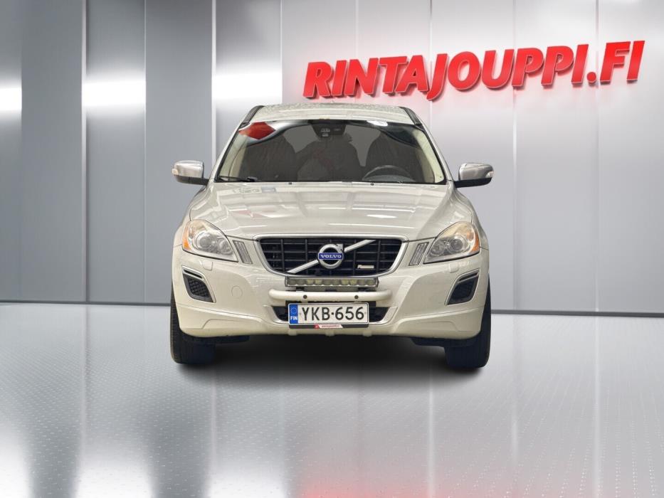 VOLVO XC60 2011