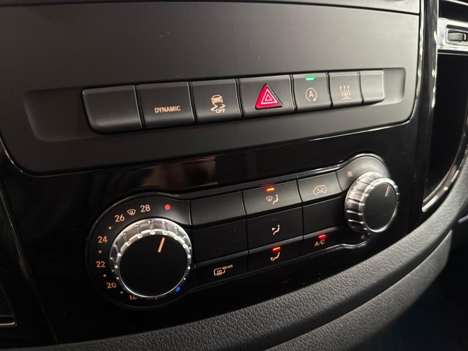 MERCEDES-BENZ Vito 2022