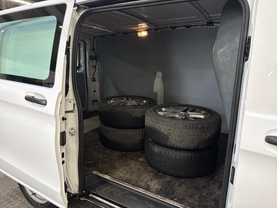 MERCEDES-BENZ Vito 2022