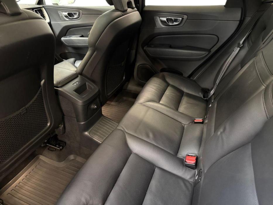 VOLVO XC60 2019