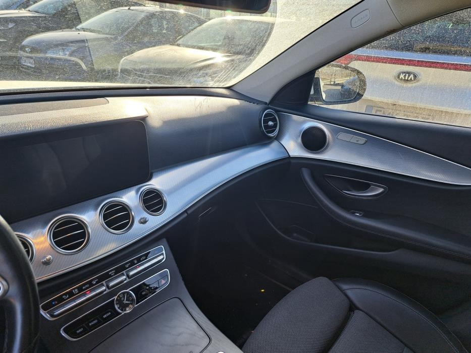 MERCEDES-BENZ E 2019