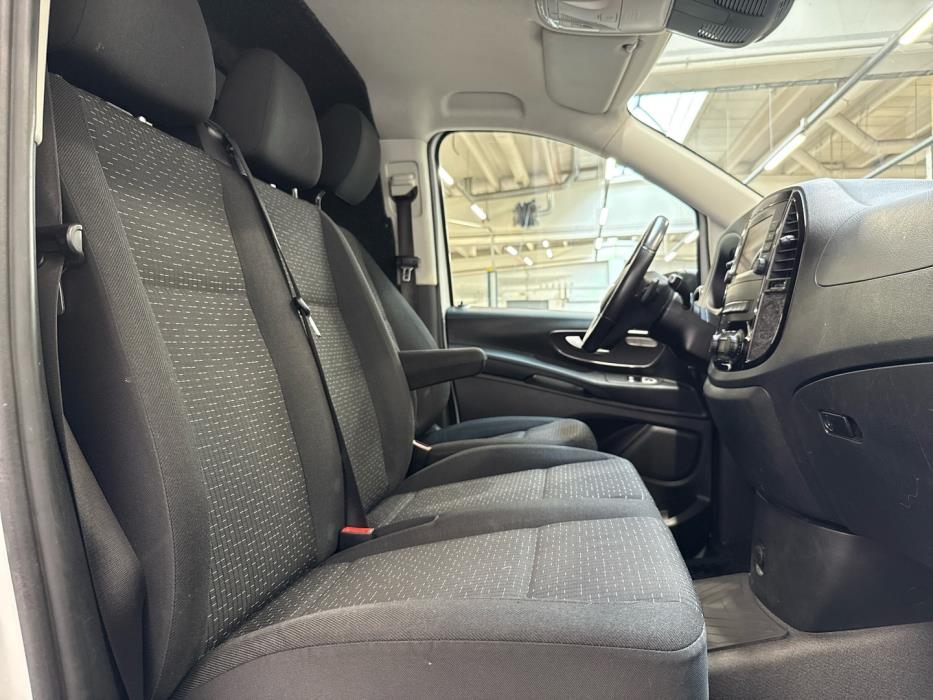 MERCEDES-BENZ Vito 2022