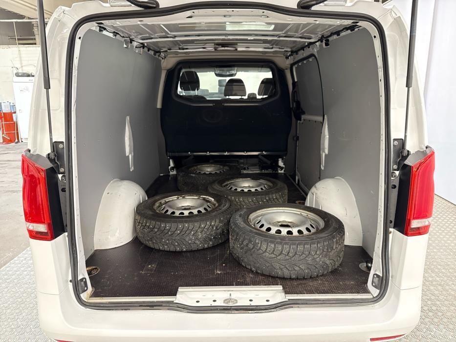 MERCEDES-BENZ Vito 2022