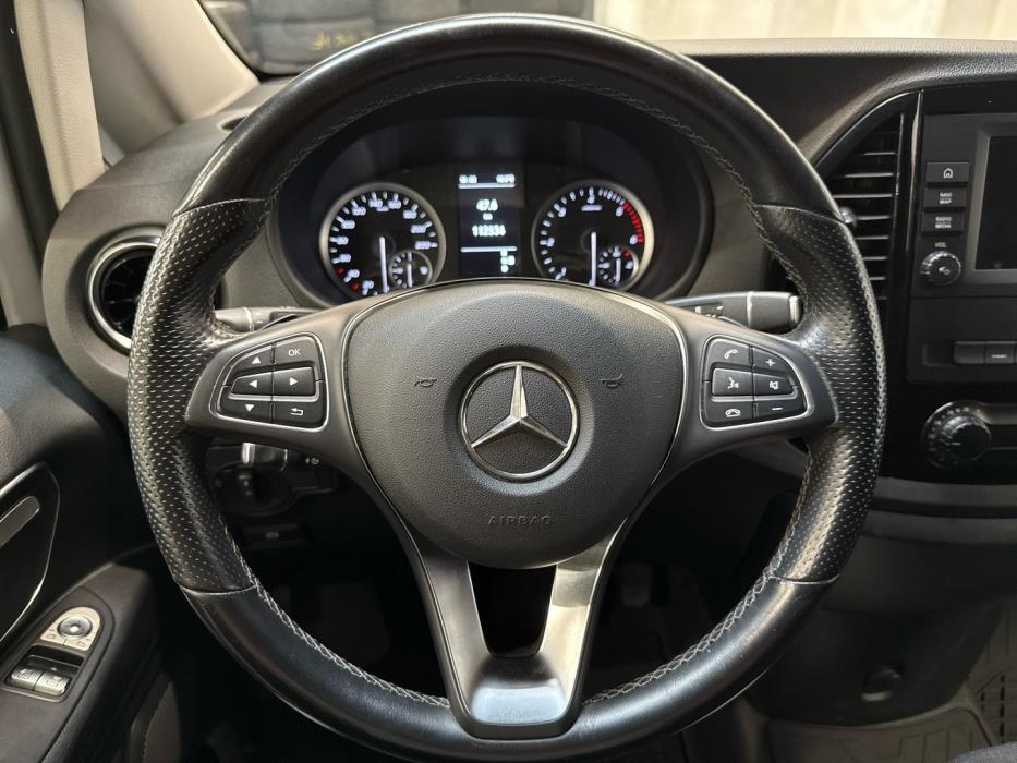 MERCEDES-BENZ Vito 2022