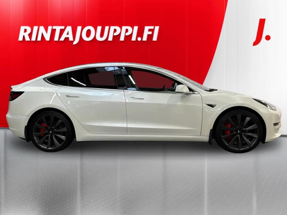 TESLA Model 3 2020