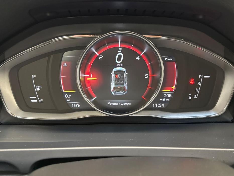 VOLVO V60 2017