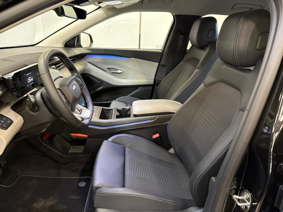 FORD Explorer 2026