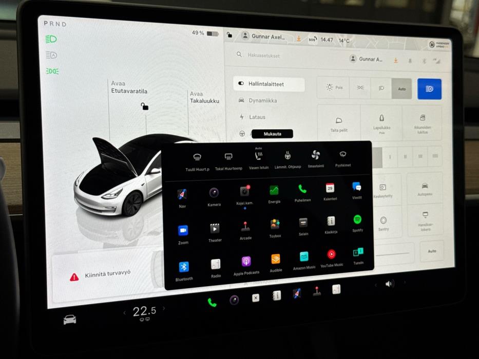 TESLA Model 3 2022