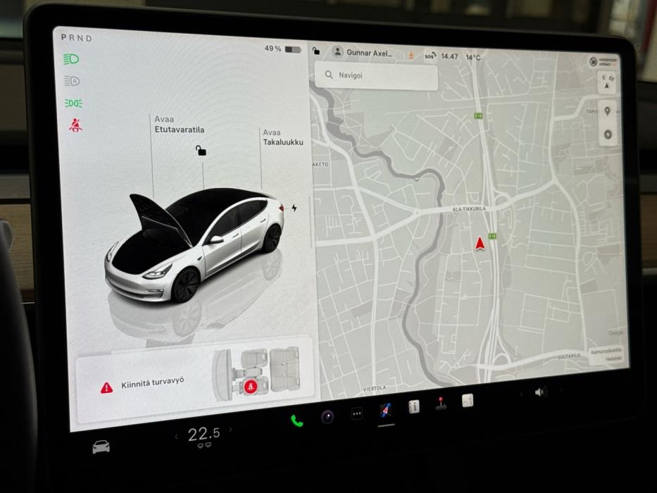 TESLA Model 3 2022