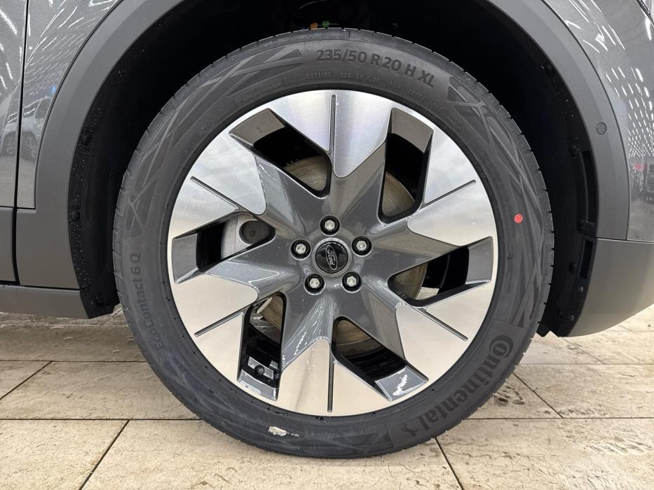 FORD EXPLORER 2026
