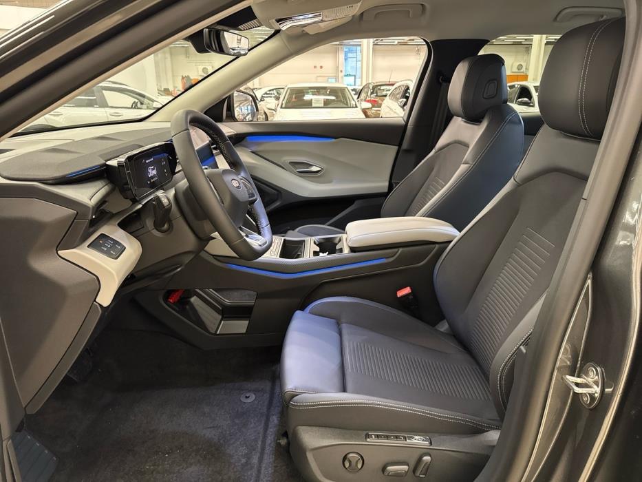 FORD EXPLORER 2026