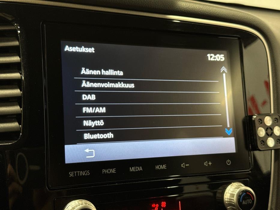 MITSUBISHI Outlander PHEV 2021