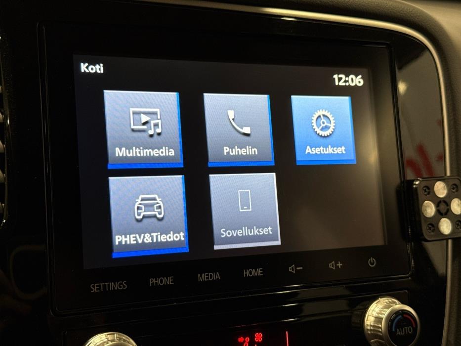 MITSUBISHI Outlander PHEV 2021