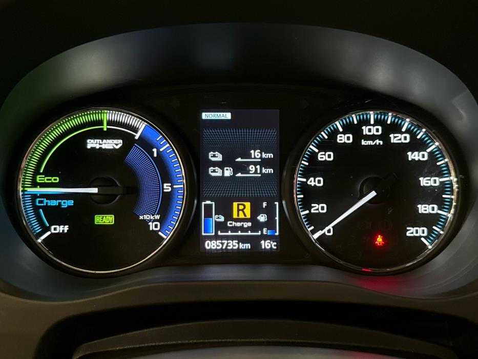 MITSUBISHI Outlander PHEV 2021