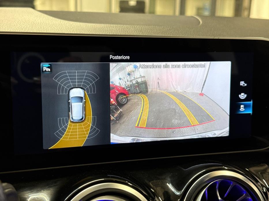 MERCEDES-BENZ GLA 2020