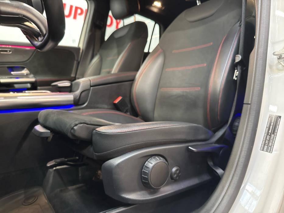 MERCEDES-BENZ GLA 2020