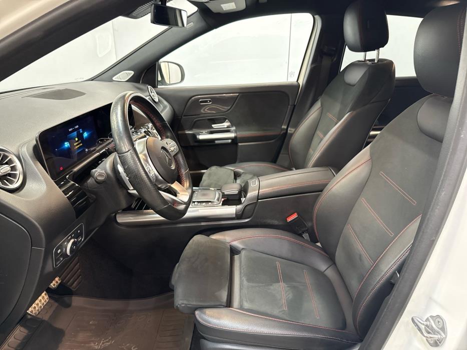 MERCEDES-BENZ GLA 2020