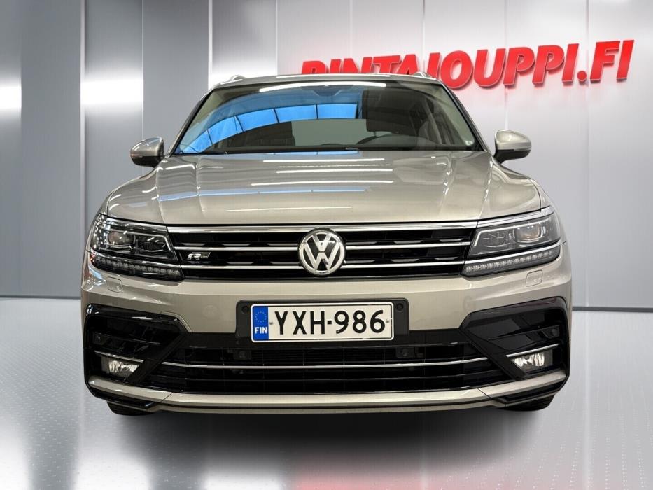 VOLKSWAGEN Tiguan 2020