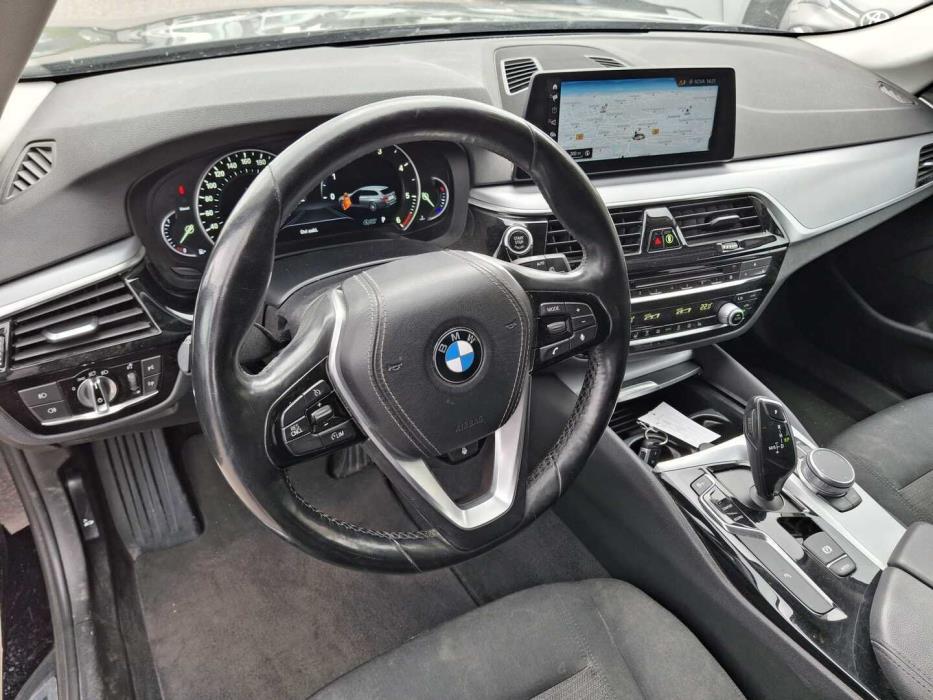 BMW 520 2017