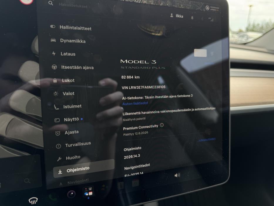 TESLA Model 3 2021