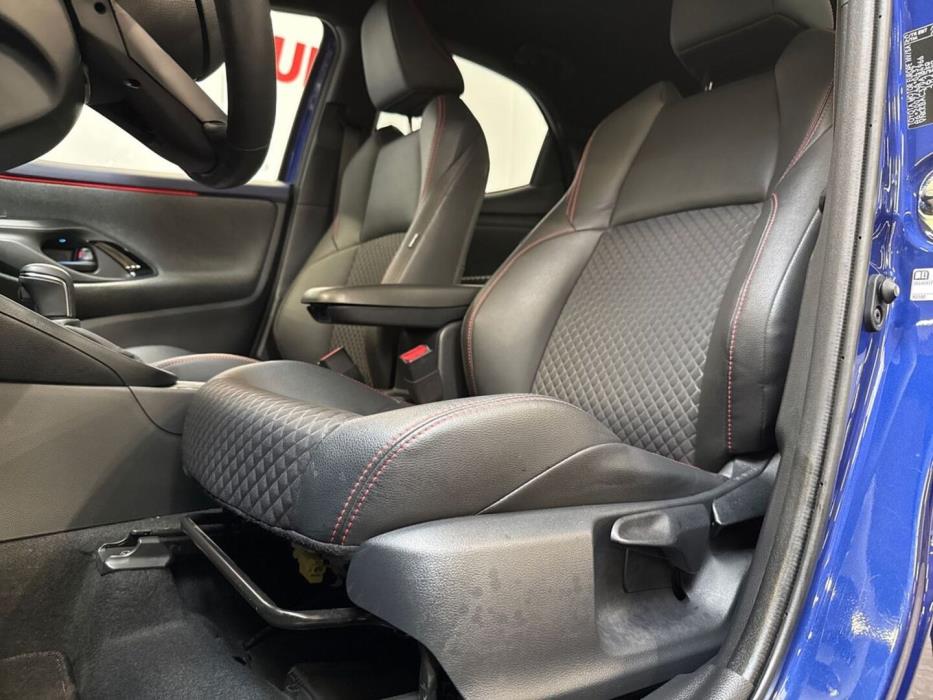 TOYOTA Yaris 2021