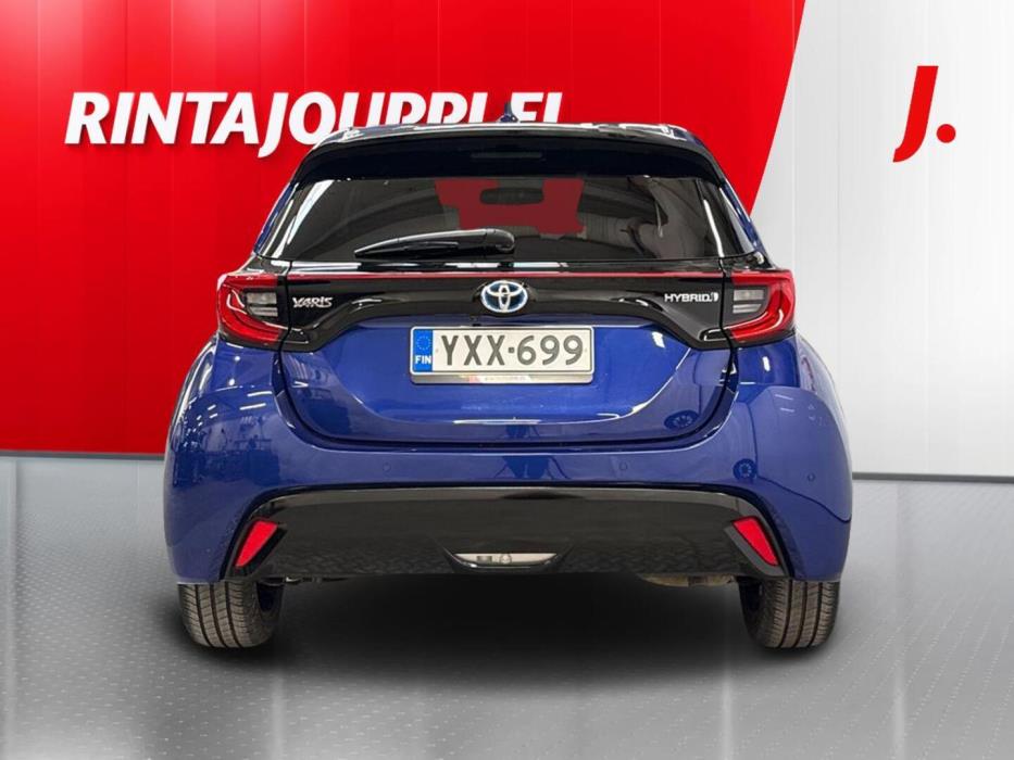 TOYOTA Yaris 2021