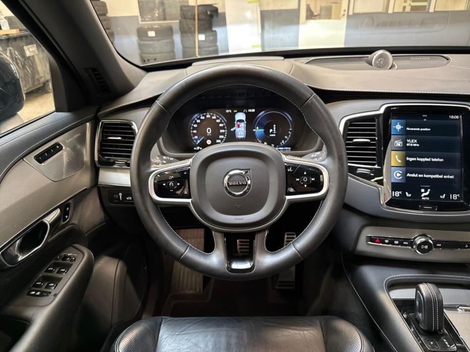 VOLVO XC90 2021