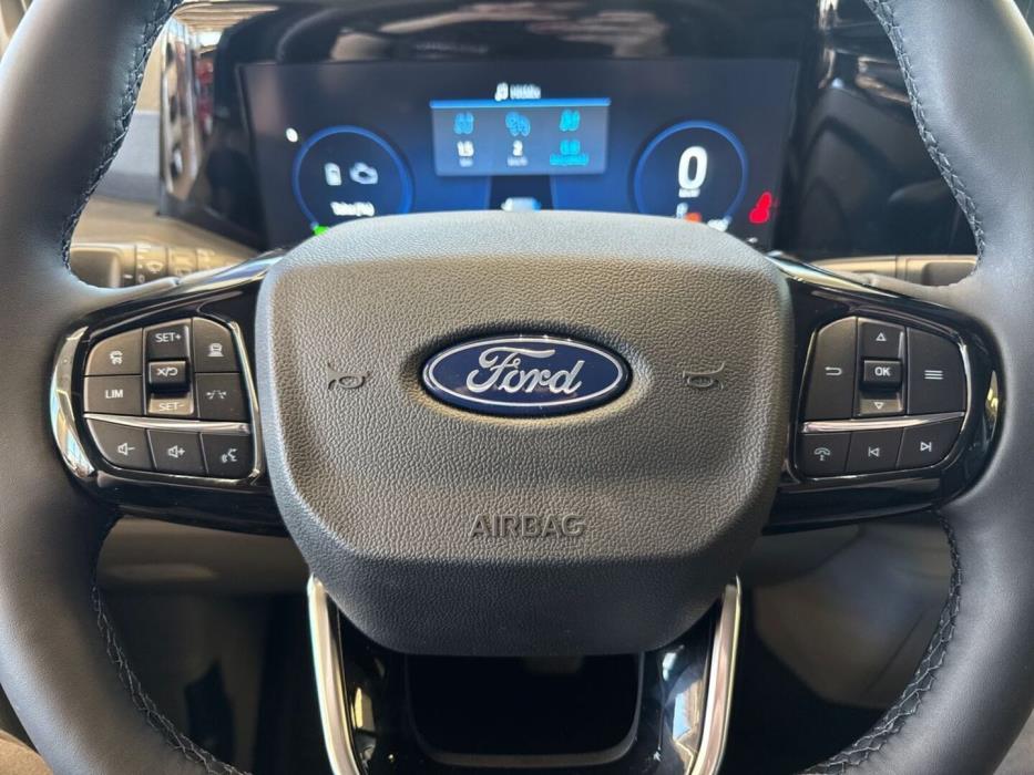 FORD Tourneo Custom 2026