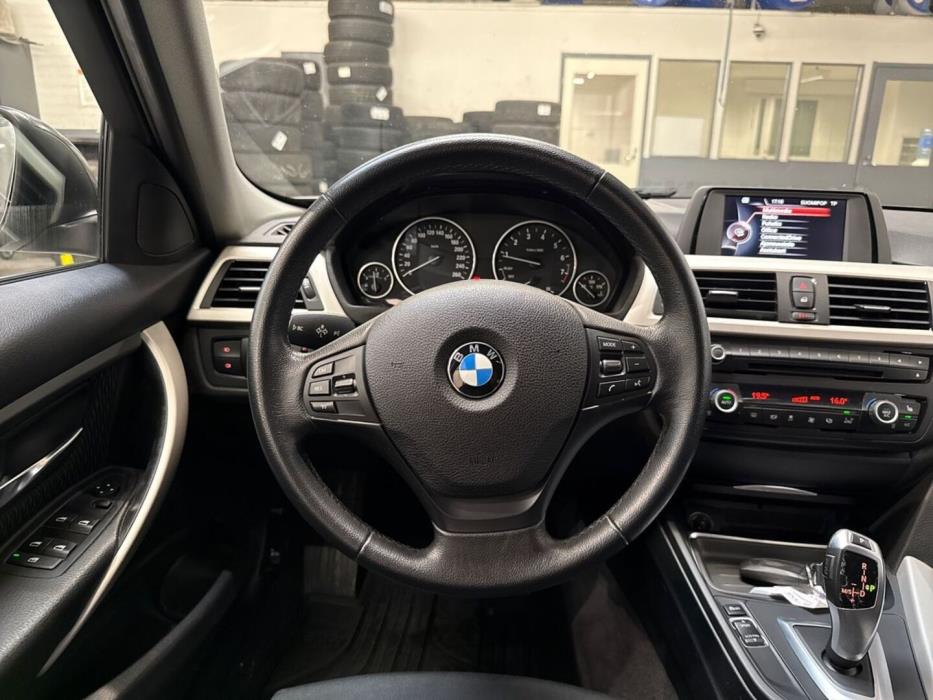 BMW 320 2015
