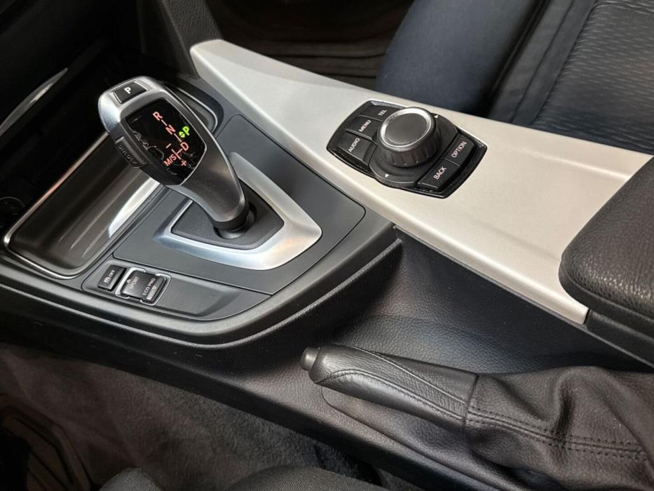BMW 320 2015