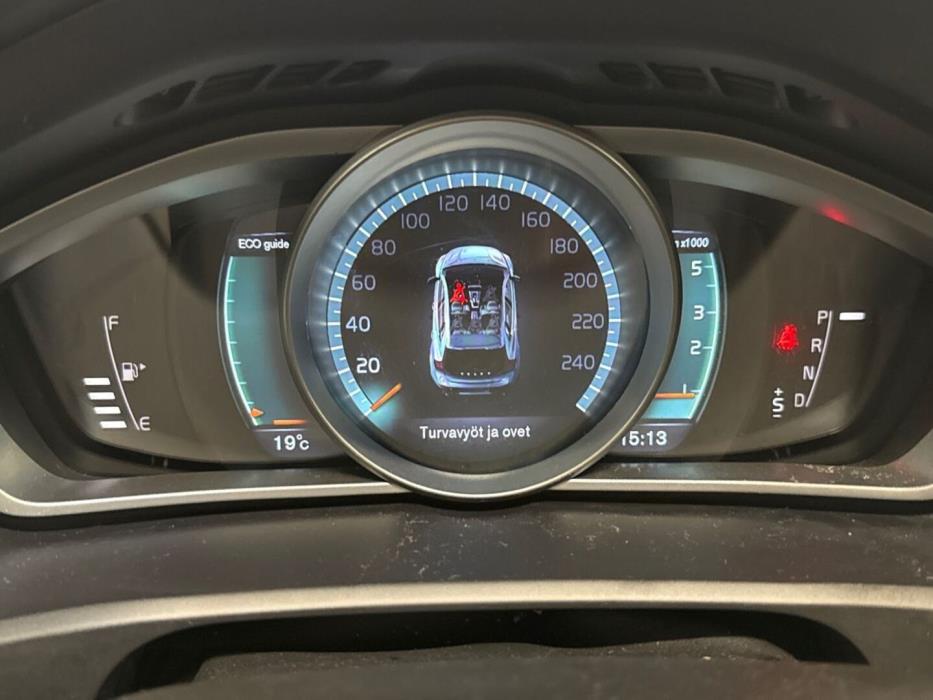 VOLVO V40 Cross Country 2016