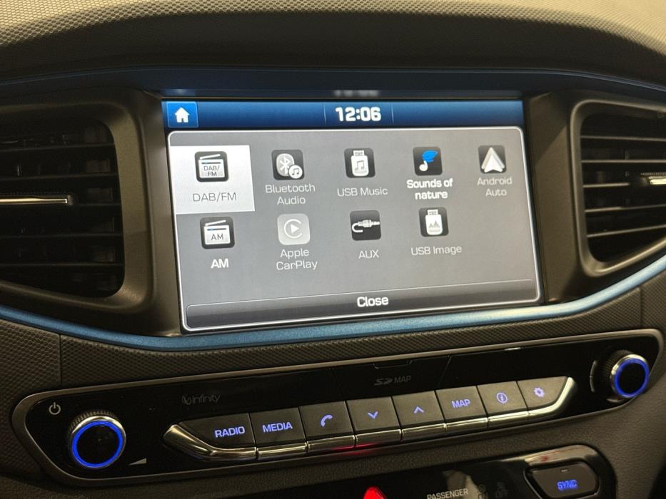 HYUNDAI IONIQ hybrid 2017