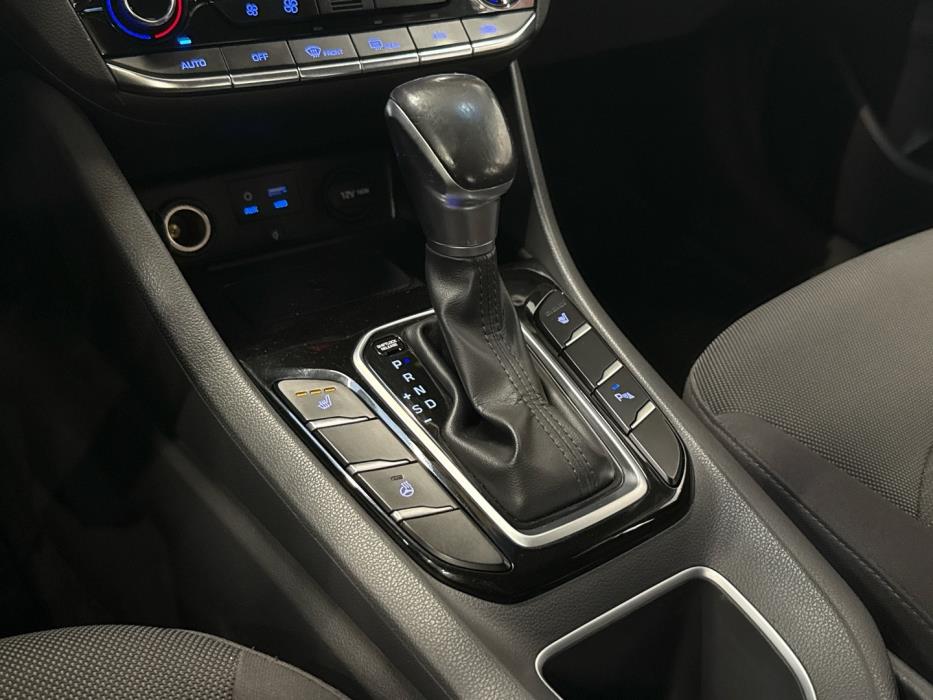 HYUNDAI IONIQ hybrid 2017