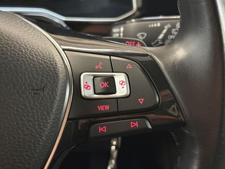VOLKSWAGEN Polo 2018