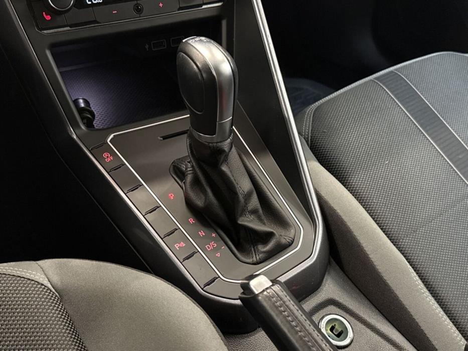 VOLKSWAGEN Polo 2018