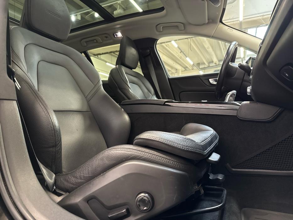 VOLVO V60 2019