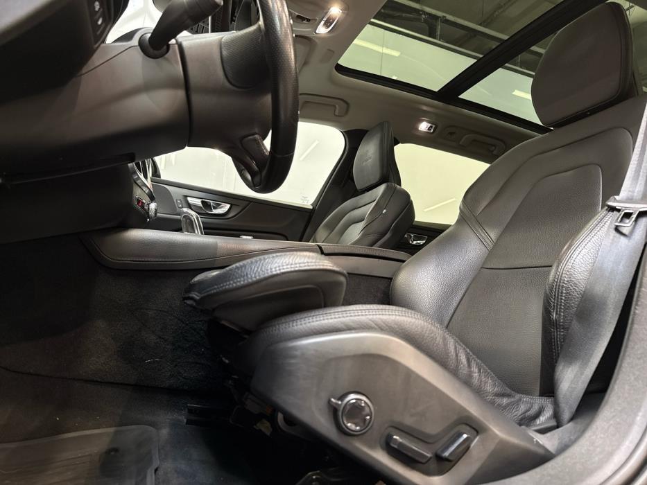 VOLVO V60 2019